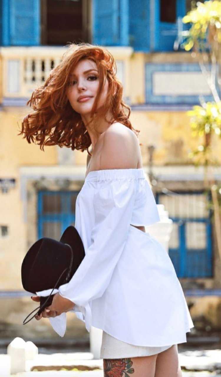 Гречанка с рыжими волосами