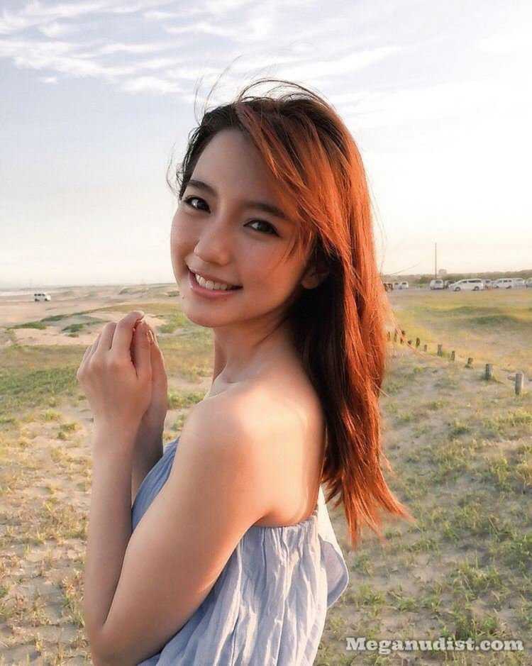 Симпатичные девушки азиатской внешности