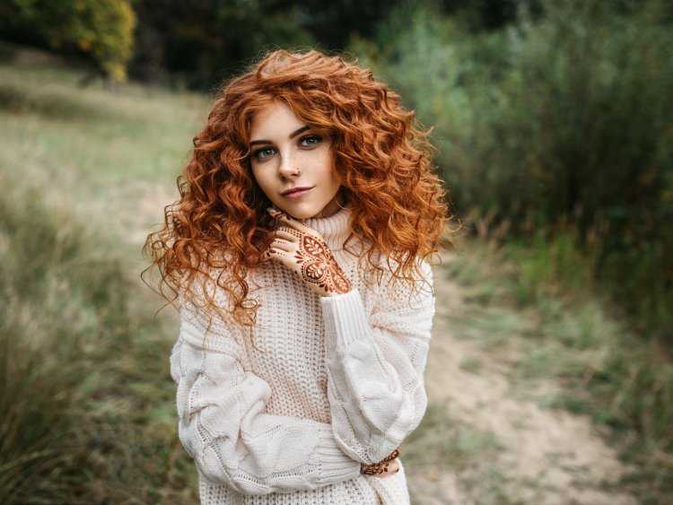 Надя Дорофеева рыжая