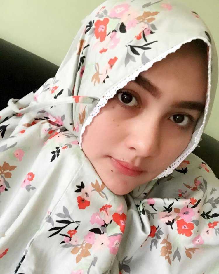 Милые девушки в хиджабе