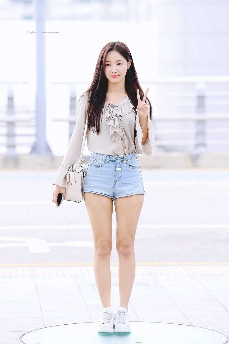 MOMOLAND Eunwoo