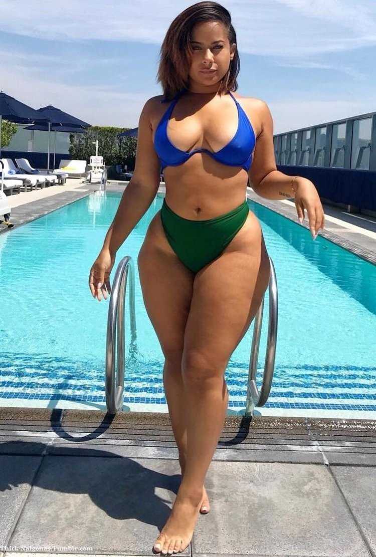 Plus-Size-модель Юдокси Яо