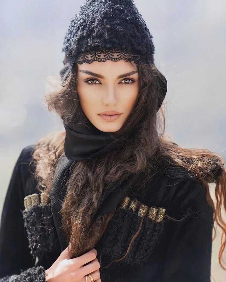 Nana грузинка