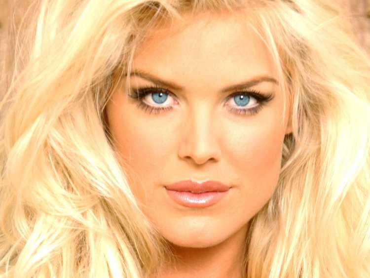 Victoria Silvstedt