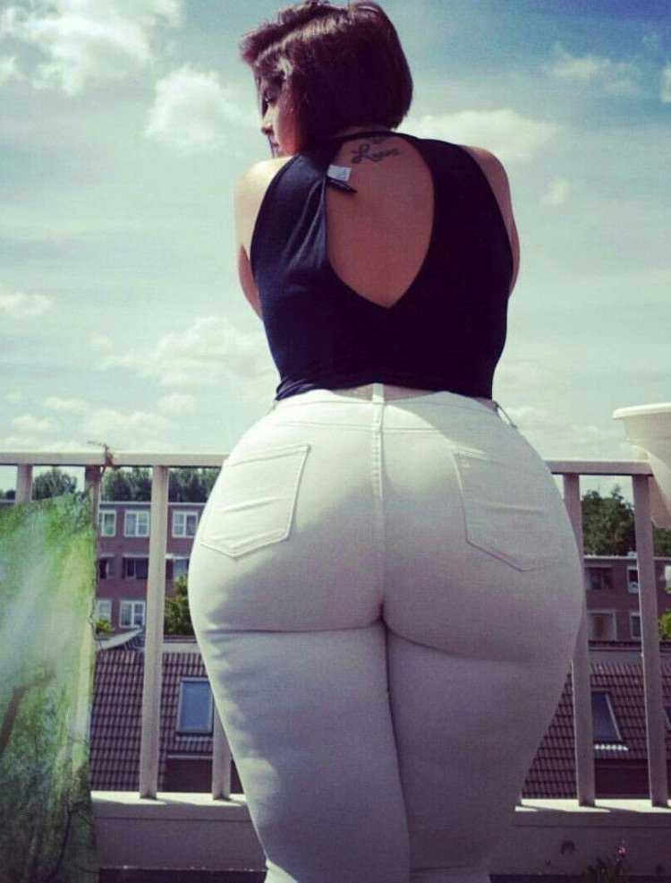 Кэмерон Канада Биг асс