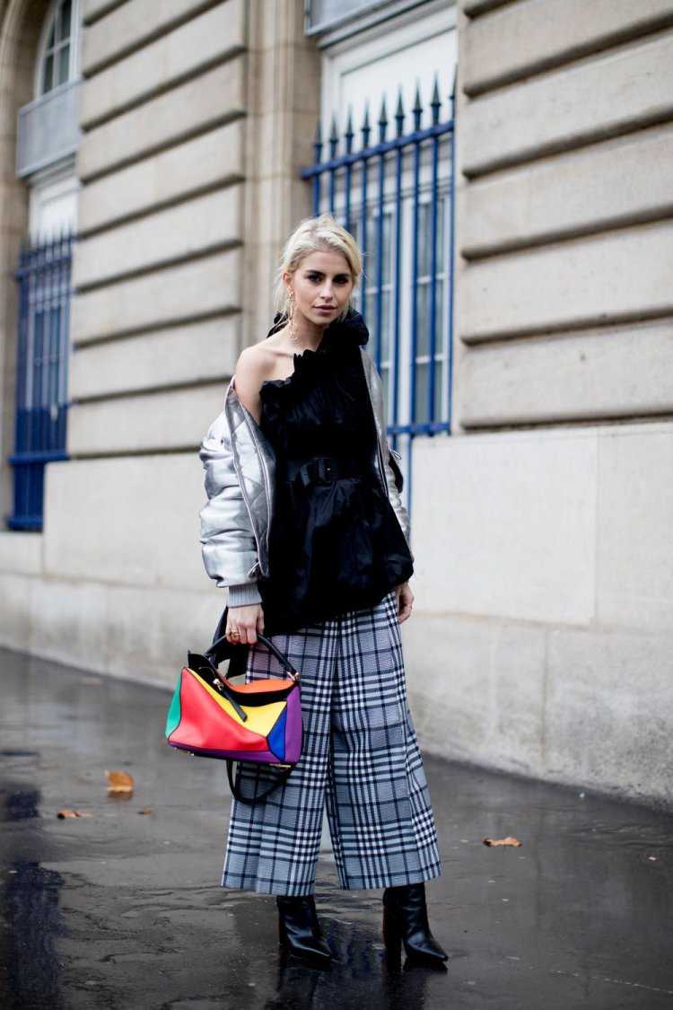 Француженки на улицах