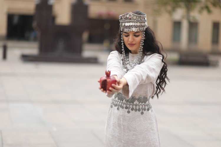 Армянский национальный костюм Марашлян