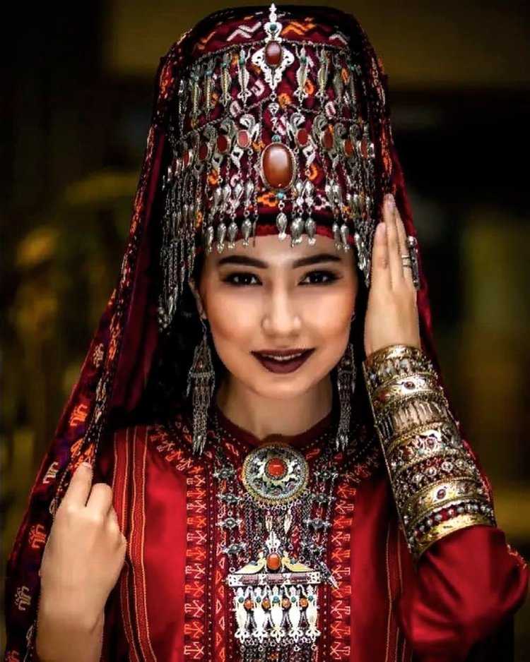 Солмаз туркменка