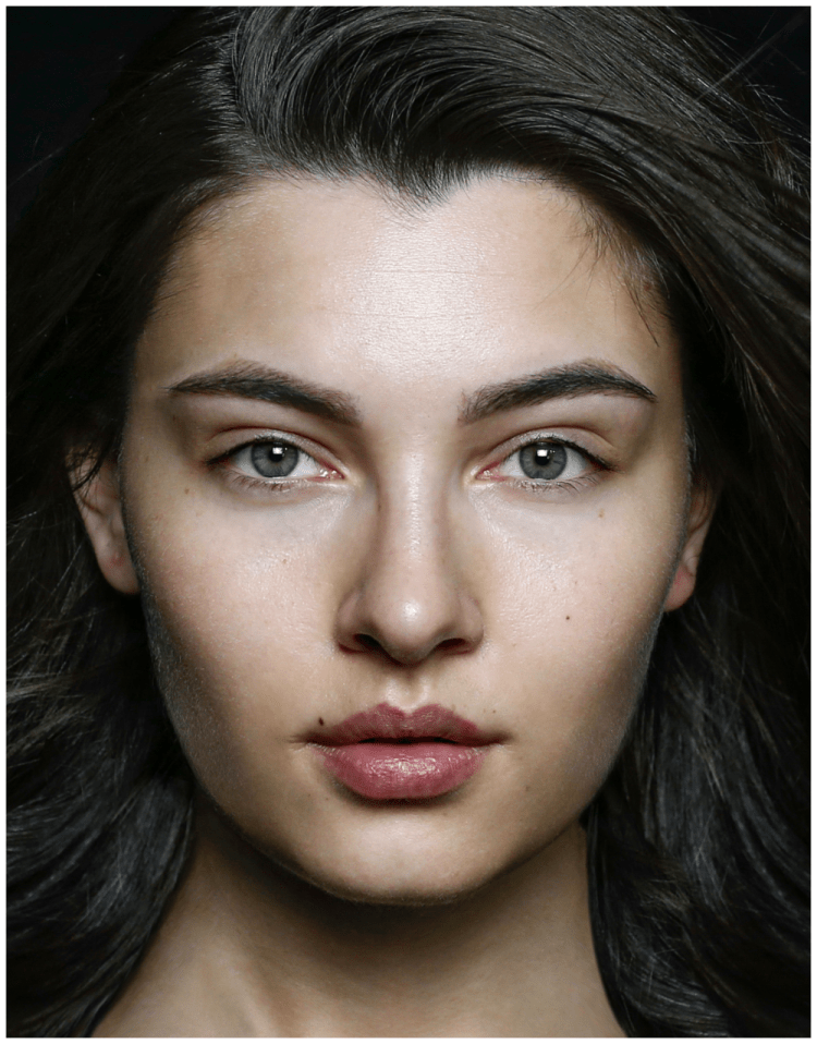 Женское лицо нации