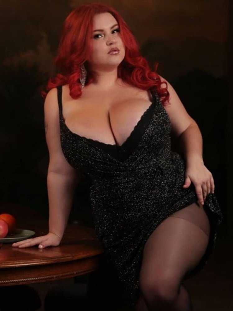 Стефани Гонсалес Plus Size