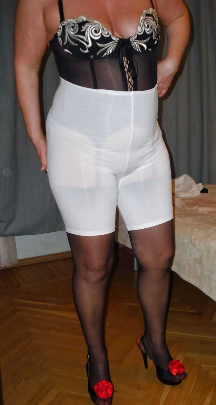 Панталончики на женщинах