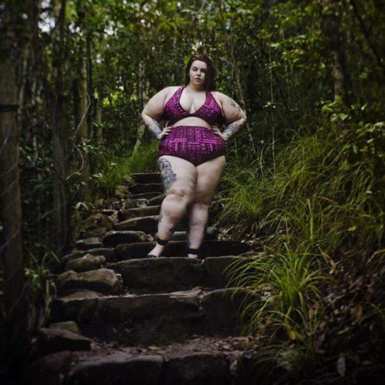 Жирная на природе