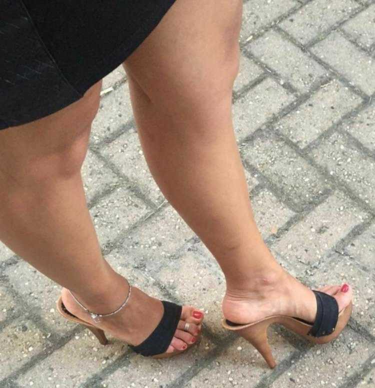 Ножки в сабо