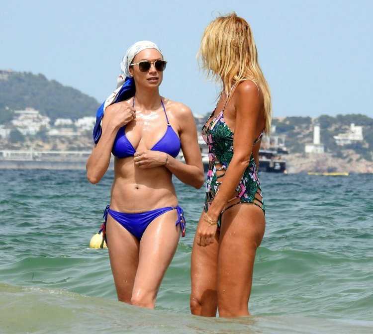 Италия зрелые пляж бикини