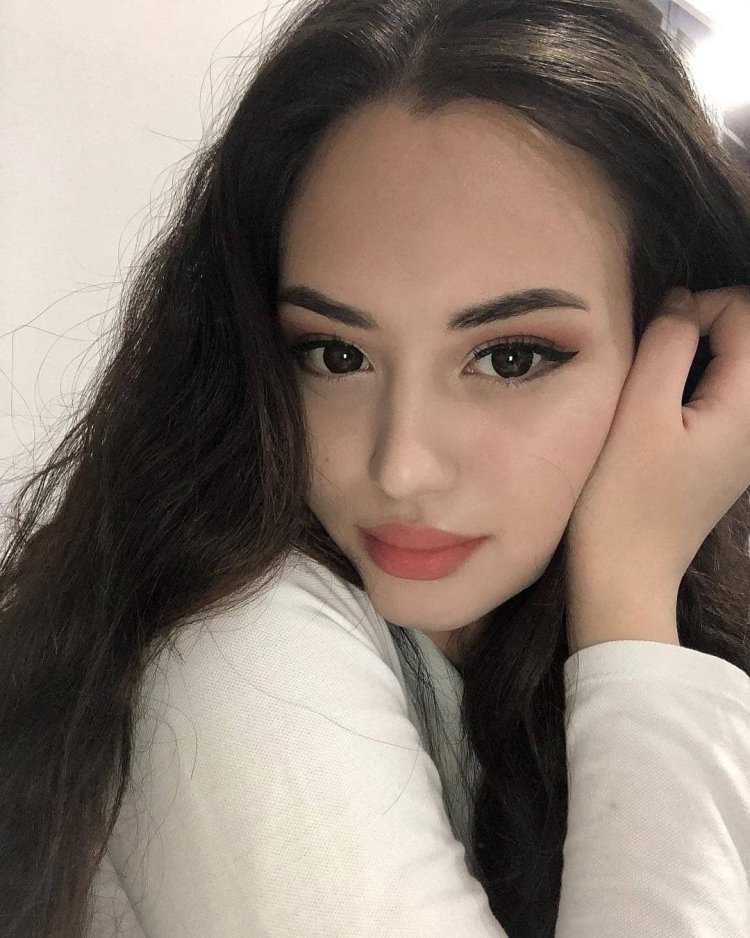 Айша Яндиева кыргызка