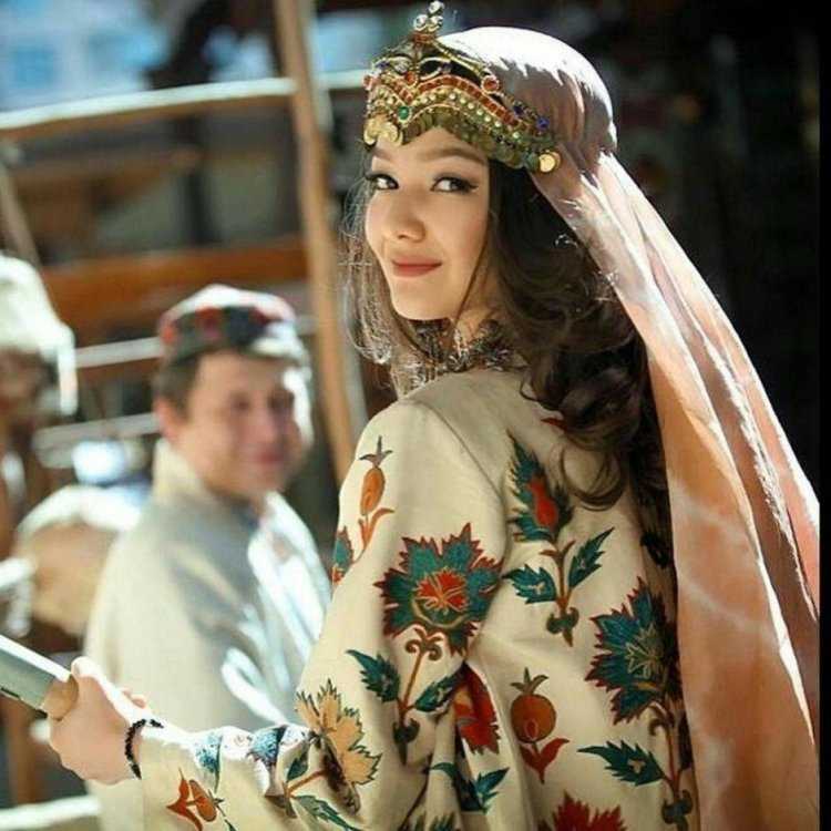 Красивые девушки средней Азии