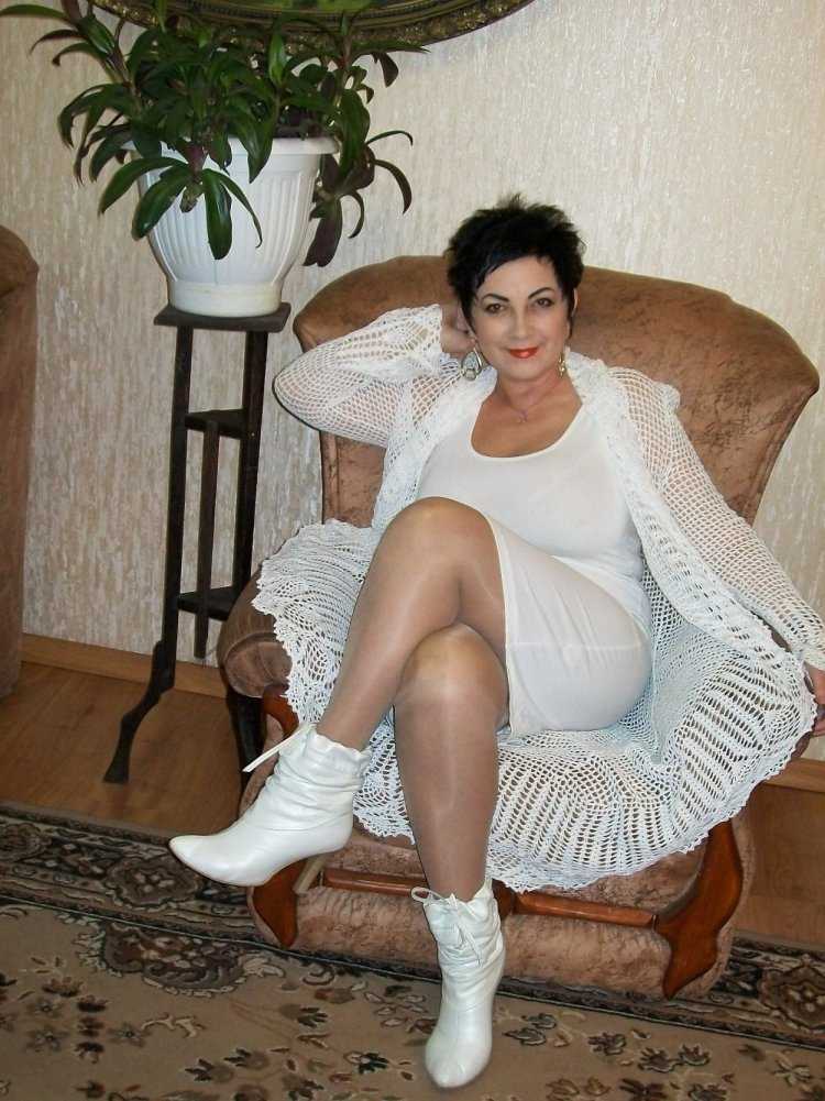 Провинциальные женщины в возрасте