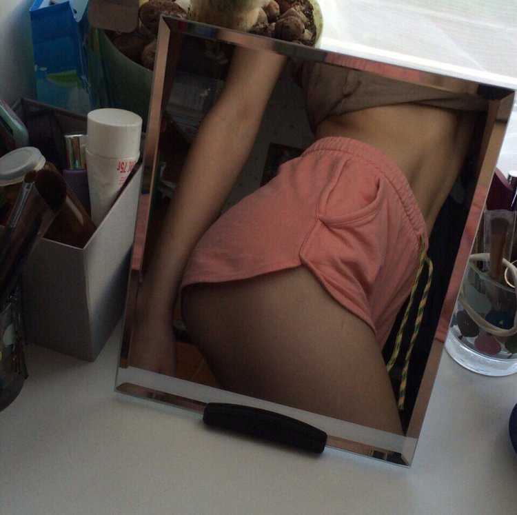 Попы в зеркале