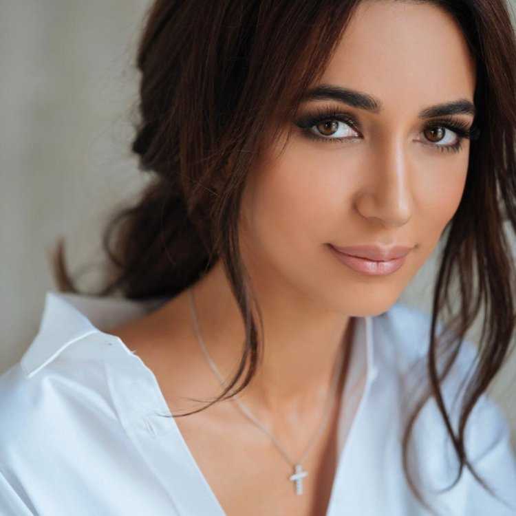 Зарифа́ Паша́евна Мгоя́н