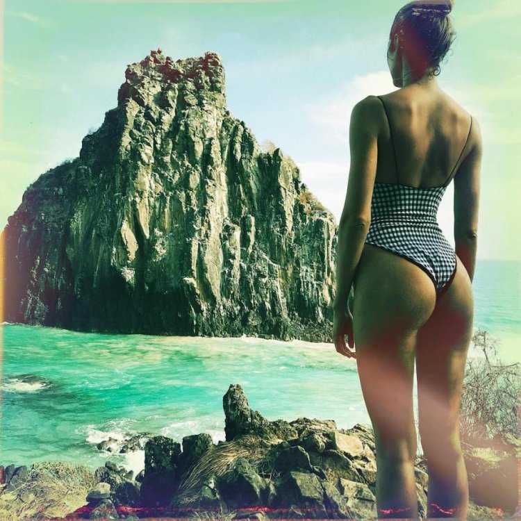 Кэндис МАККЛЮР В бикини