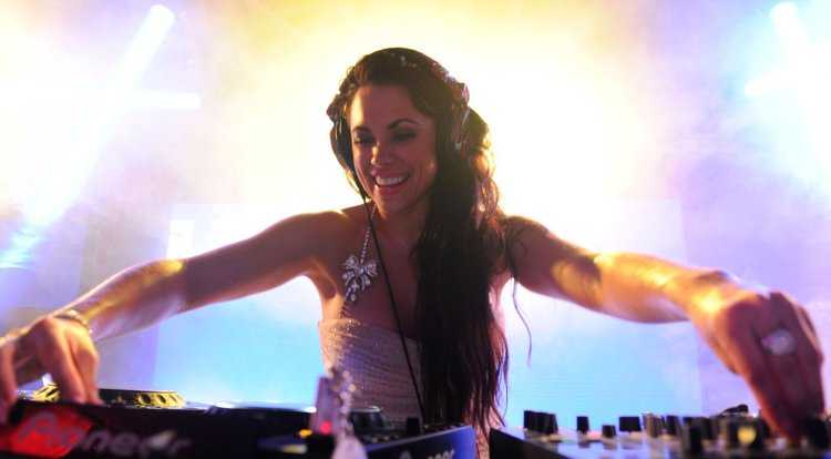 DJ Rhiannon фото