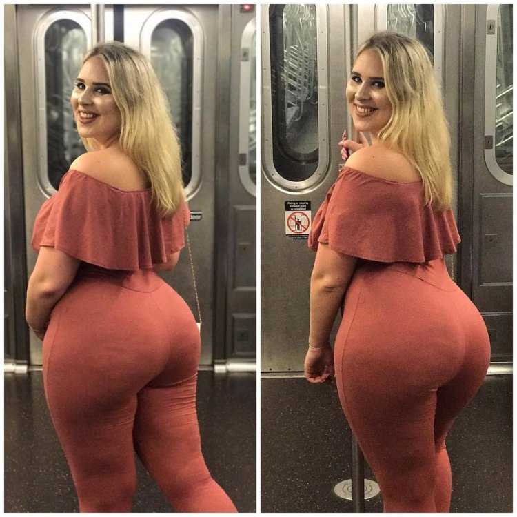 Модель плюс-сайз Софи Тернер ass