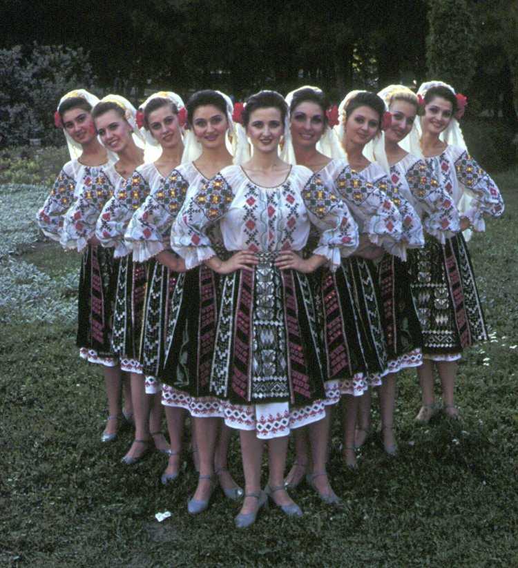 Национальная одежда Молдован