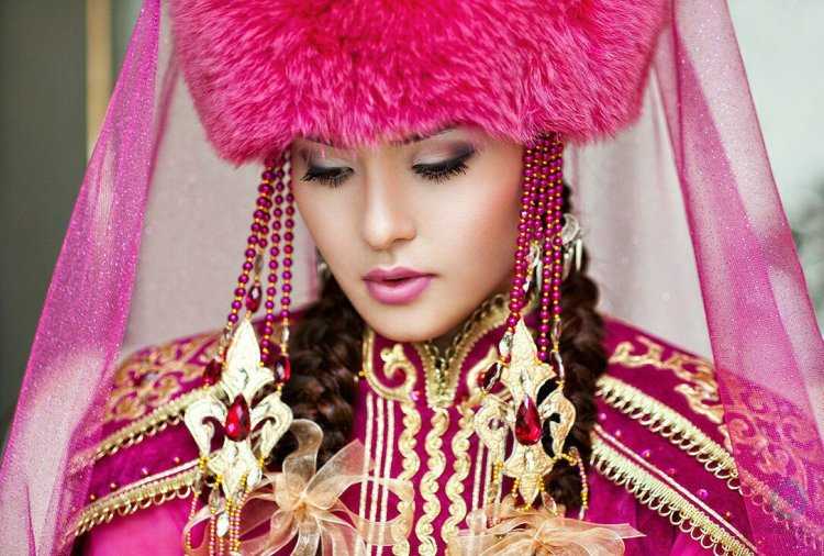 Национальный костюм Казахстана