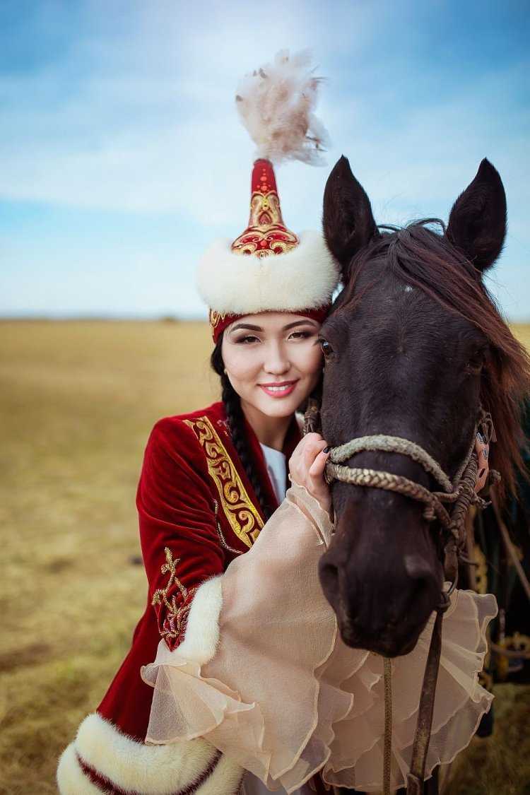 Саукеле головной убор