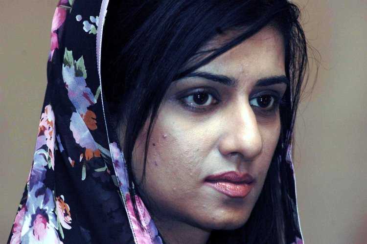 Индийская модель Рауда Атиф