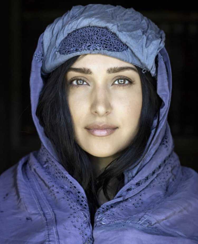 Смуглая индианка