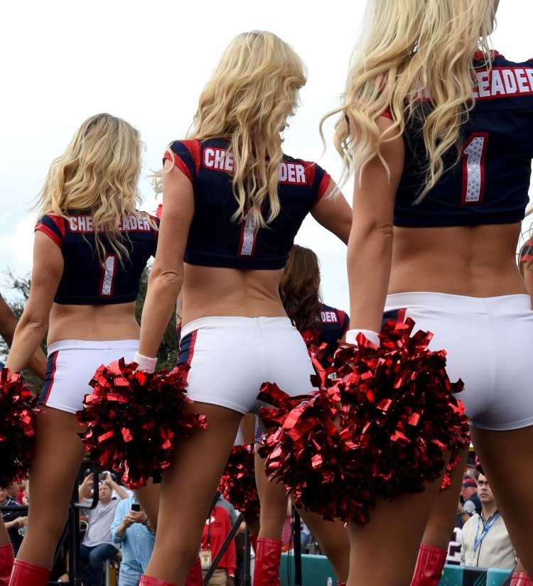Черлидерши Алексис Техас