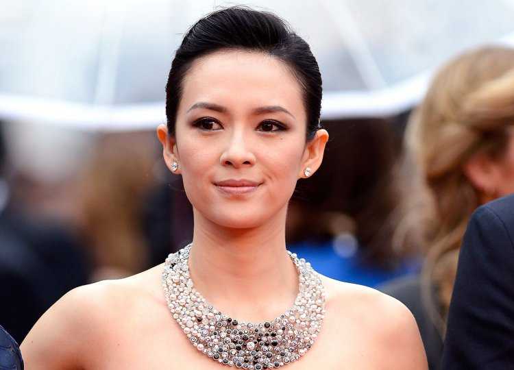 Актриса Чжан Цзыи