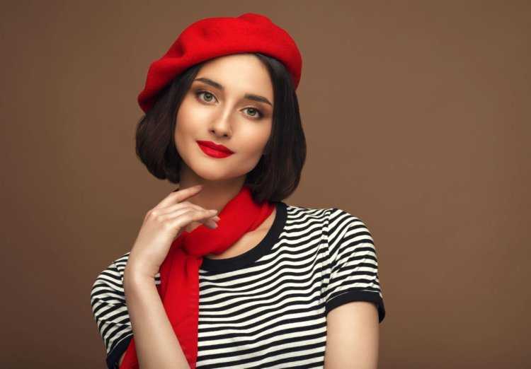 Француженка в Красном берете