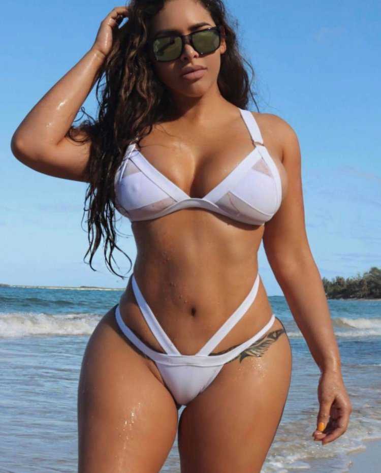 Сочные британки24