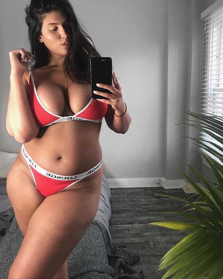 Деми Роуз Demi Rose