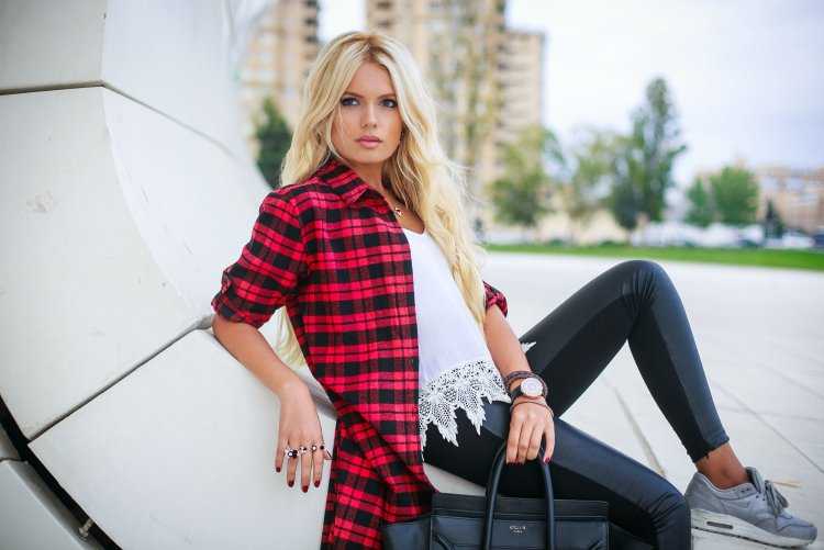 Стильная одежда для девушек