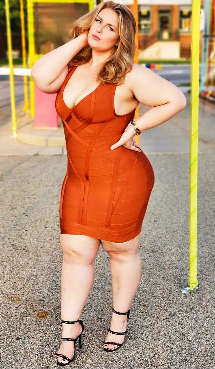 Пухлые ноги