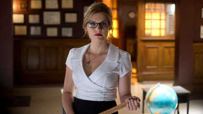 Эмили Роуз на фото