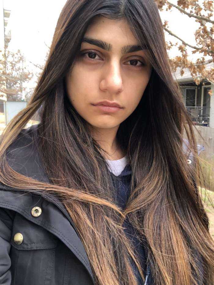 Миа Халифа на фото