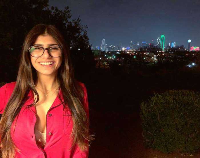 Миа Халифа на фото