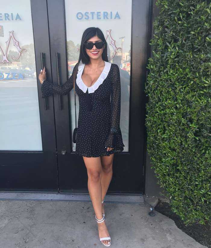 Миа Халифа на фото