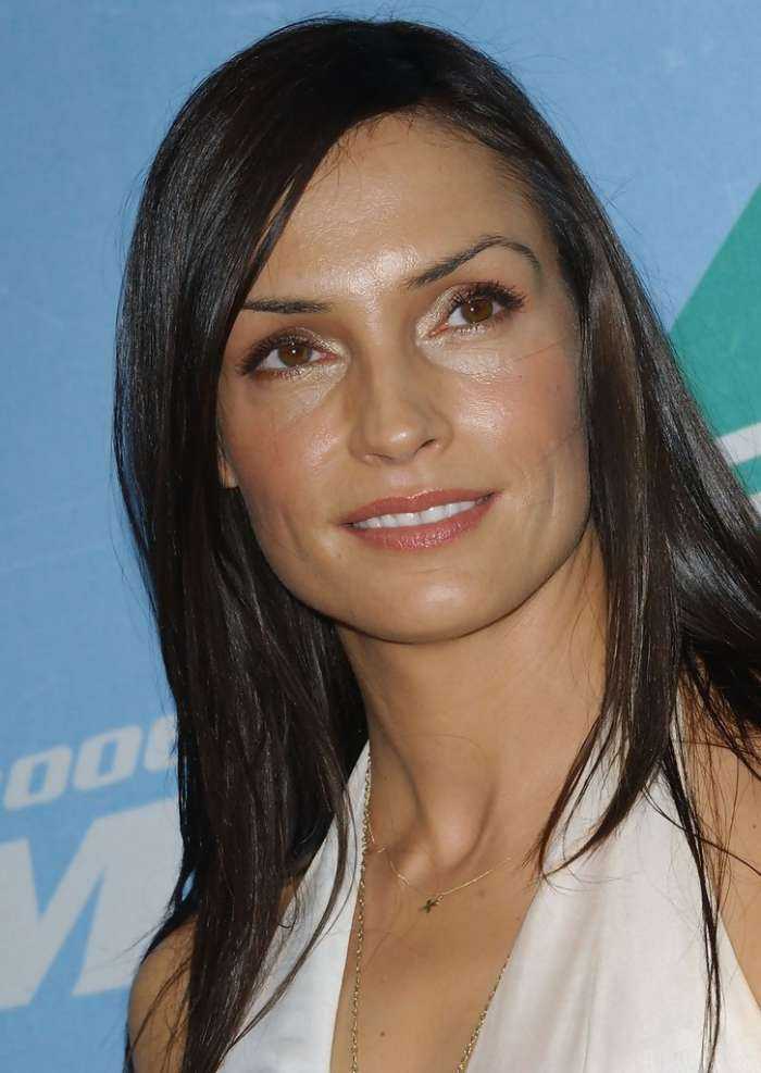 Фамке Янссен на фото