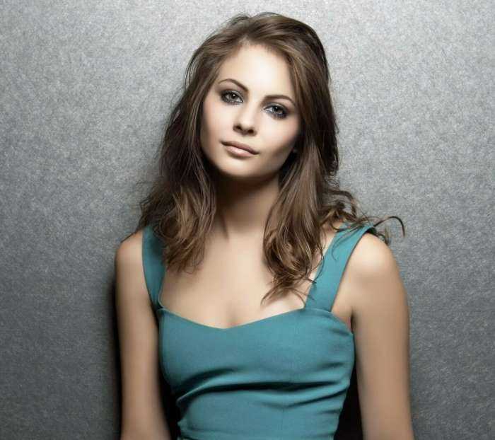 Уилла Холланд на фото