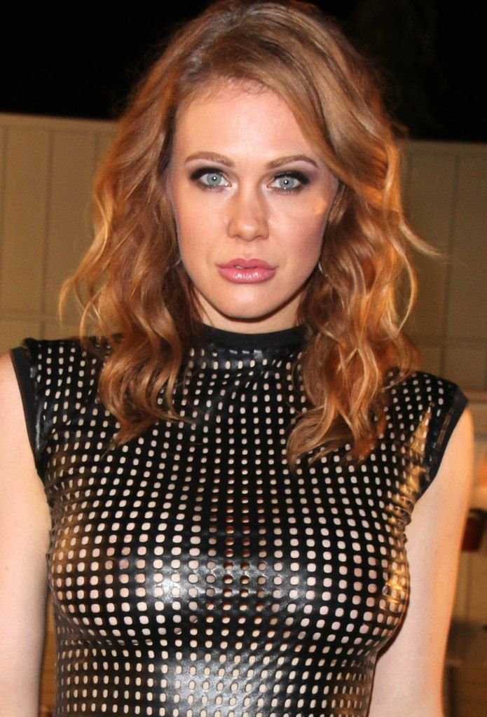 Мейтленд Уорд на фото