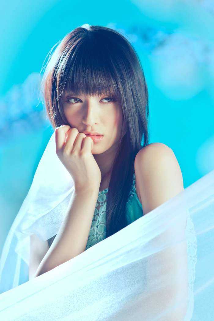 Тиаки Курияма на фото