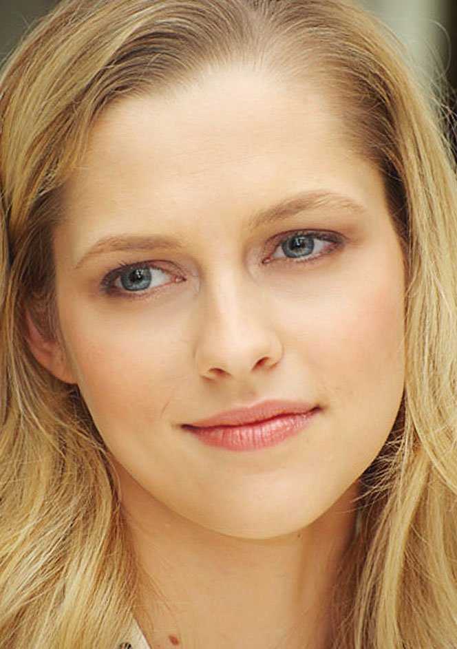 Тереза Палмер на фото