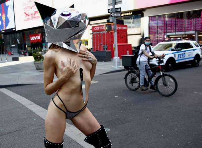 Фото с забавными девушками