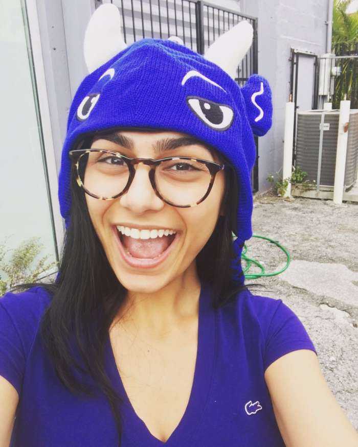 Миа Халифа на фото