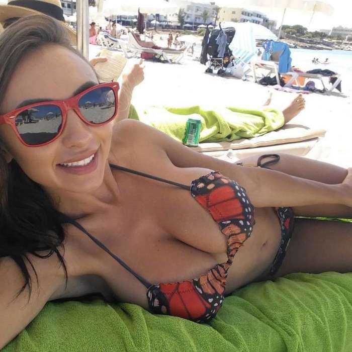 Девушки с большим бюстом на фото